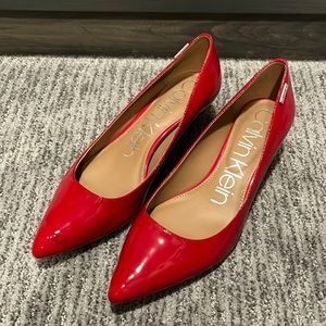 Calvin Klein kitten heel pumps
